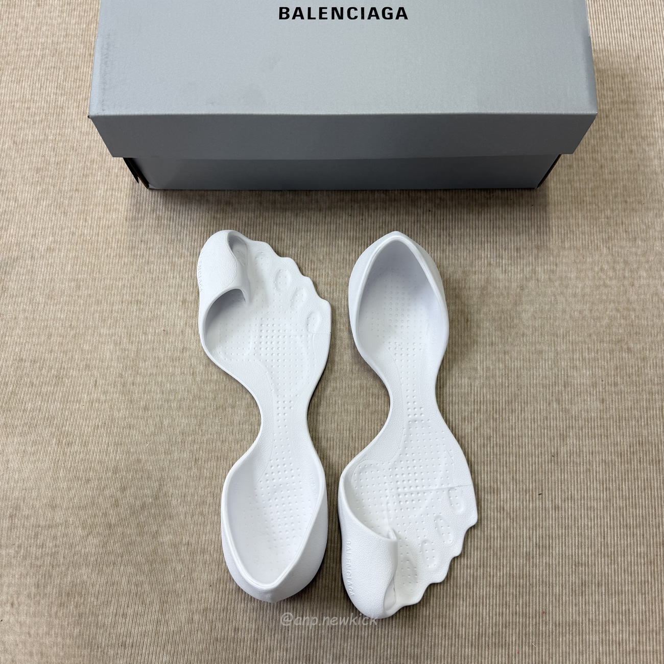 Balenciaga Sandals Zero (11) - www.newkick.org